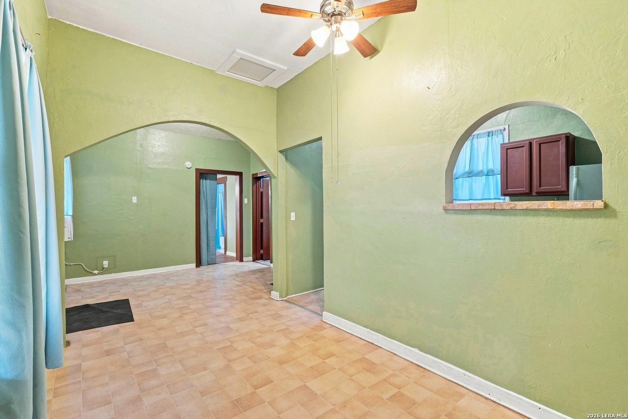 944 Briscoe Aly - Photo 7 of 20