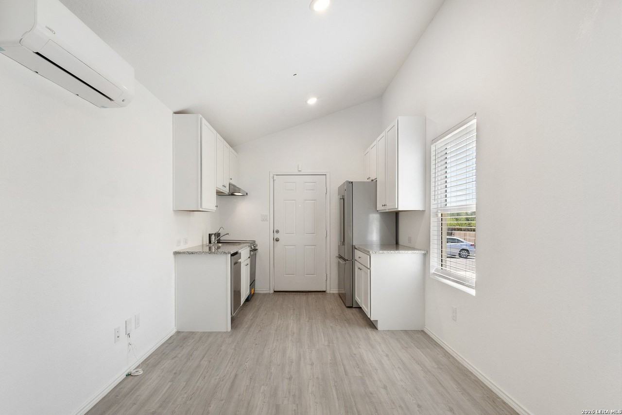 7731 Elm Bnd - Photo 6 of 20