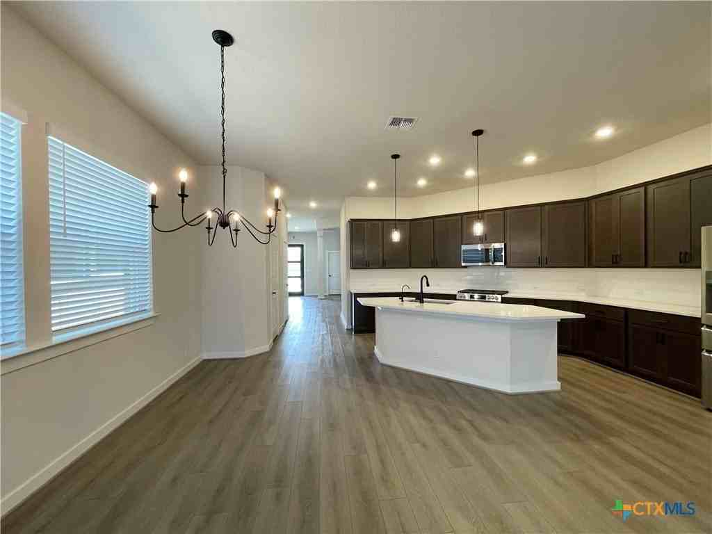 128 Radnor Rd - Photo 5 of 22