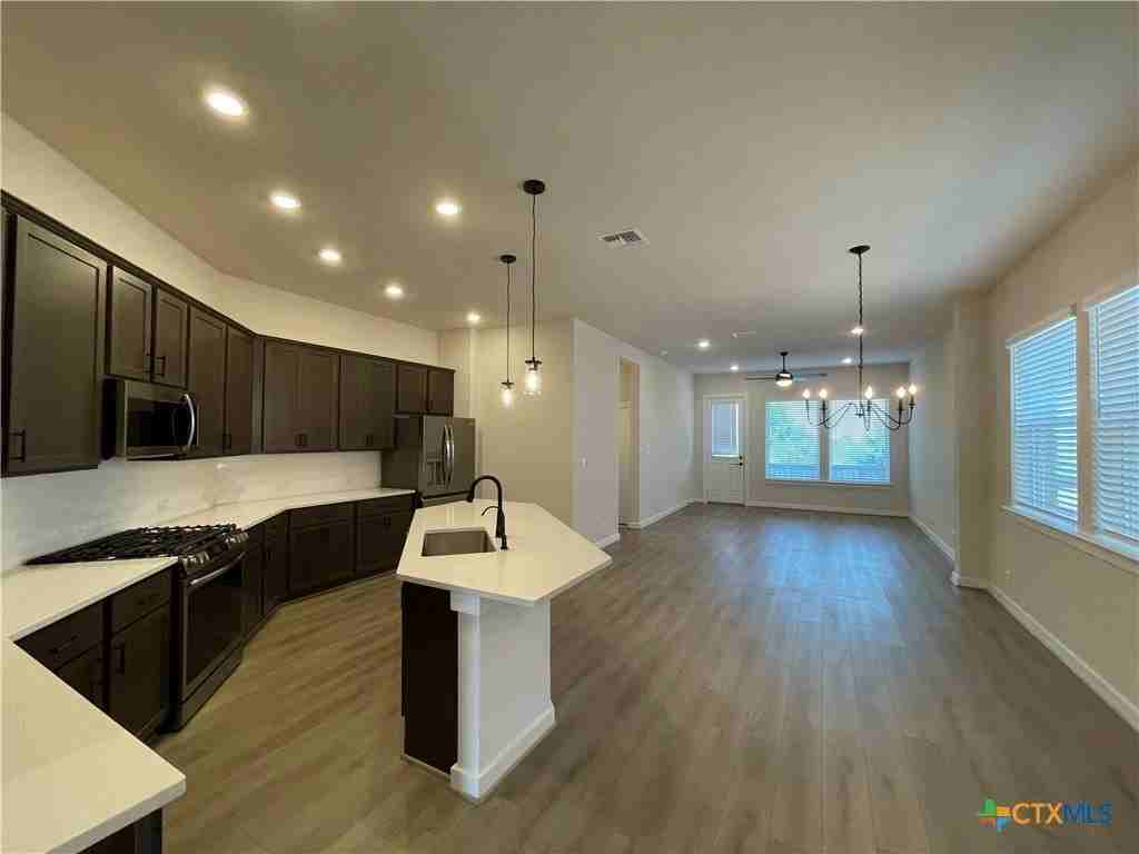 128 Radnor Rd - Photo 6 of 22