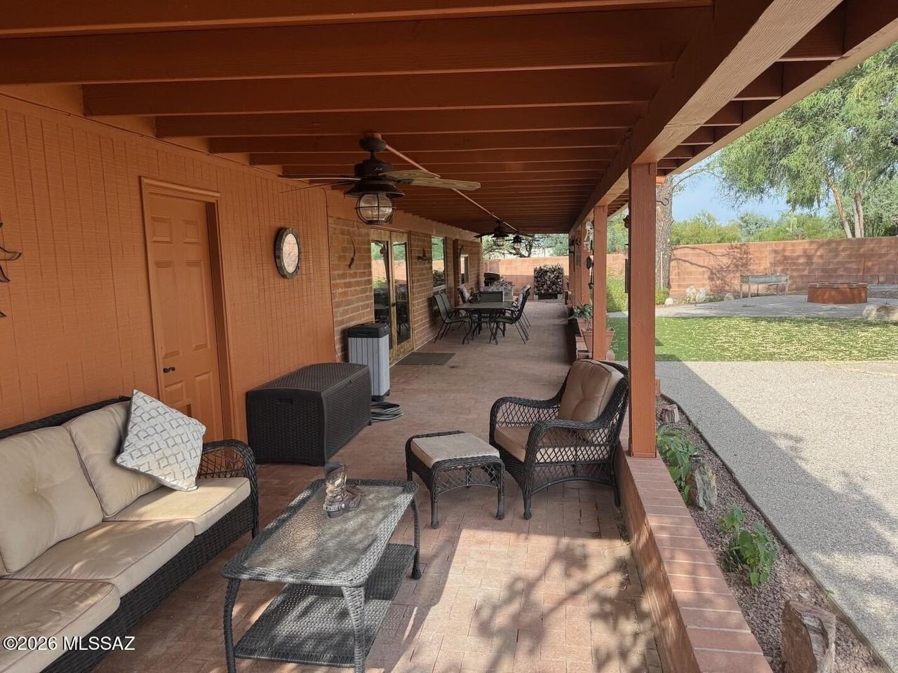 11321 E Prospect Ln - Photo 4 of 27