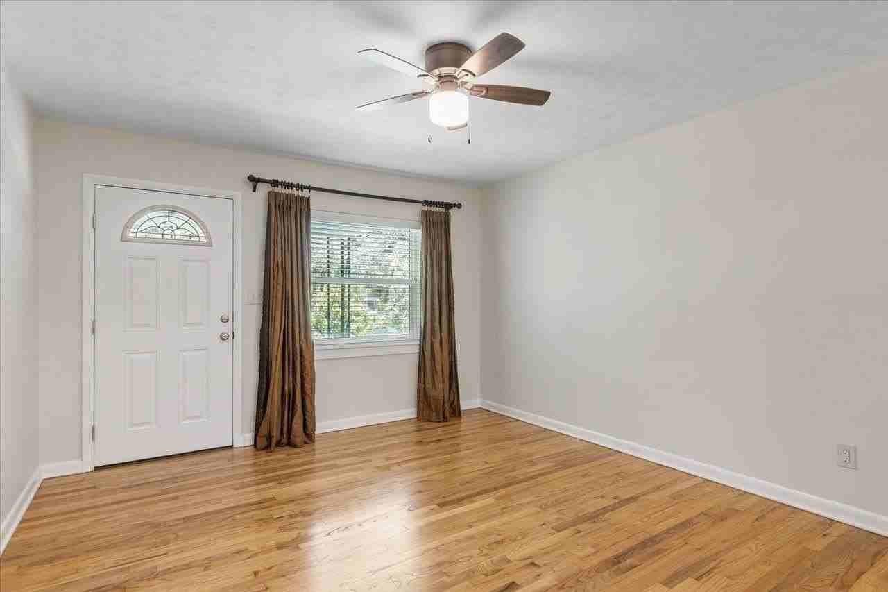 219 W 7th Ave #1 - Photo 5 of 34
