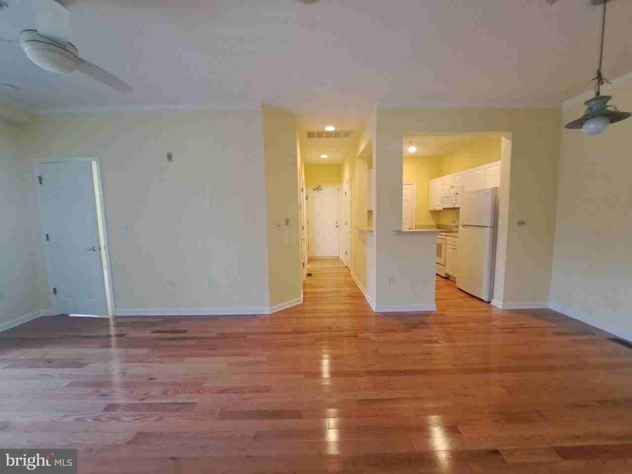 4100 Sand Piper Dr #4104 - Photo 2 of 19