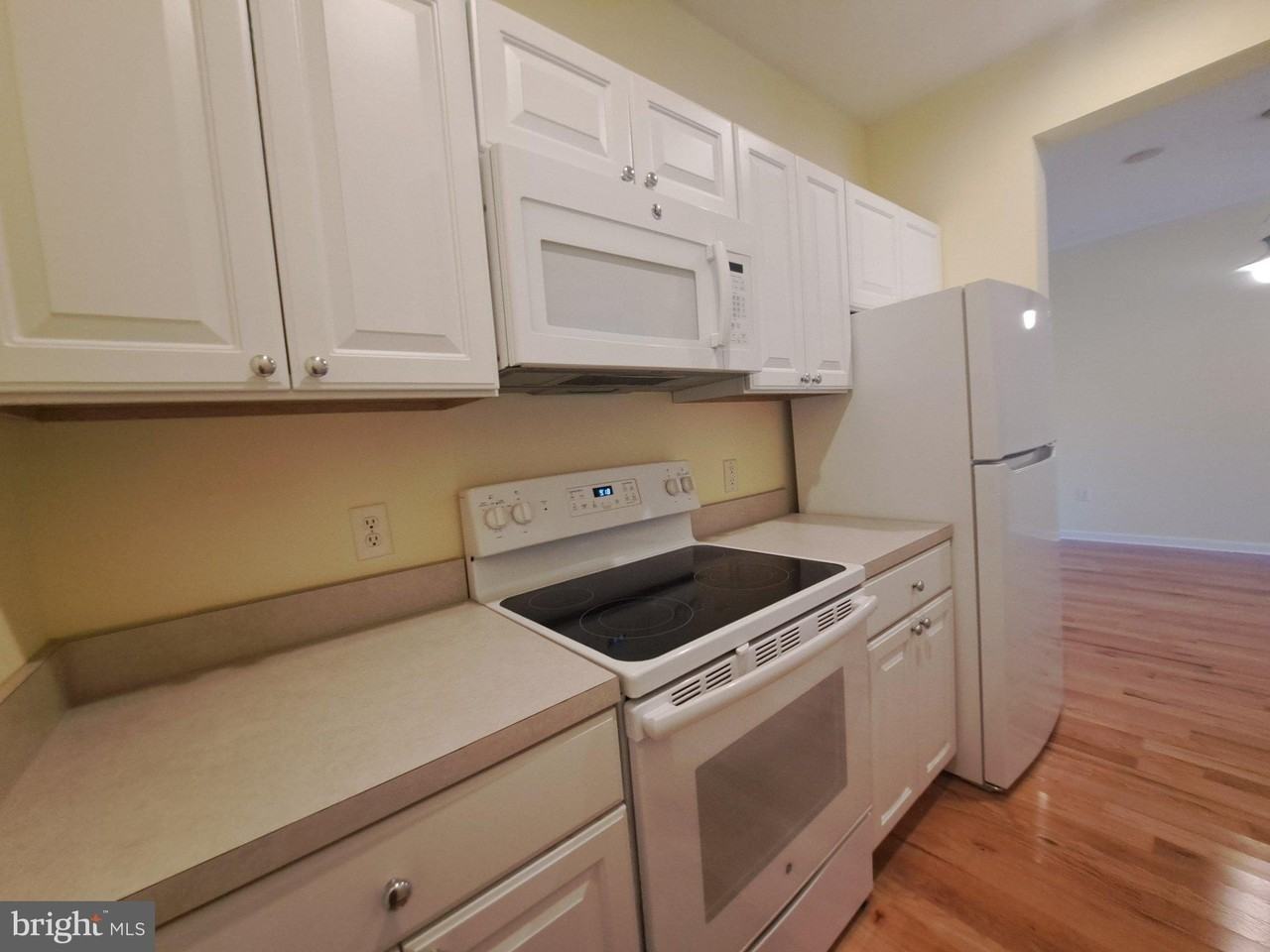 4100 Sand Piper Dr #4104 - Photo 5 of 19
