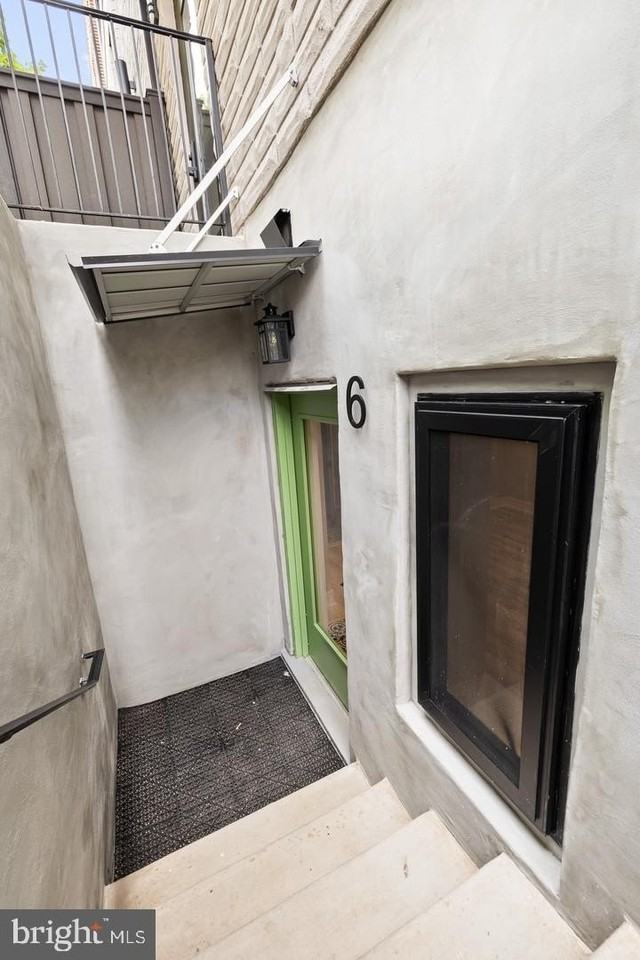 400 S Conkling St #6 - Photo 4 of 17