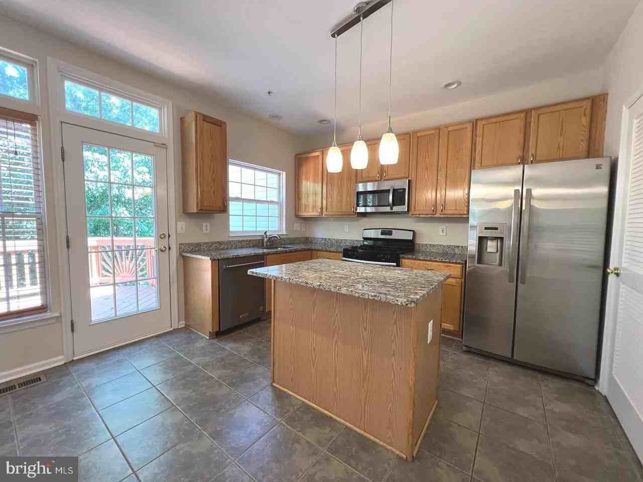 5114 Gold Hill Rd - Photo 6 of 29