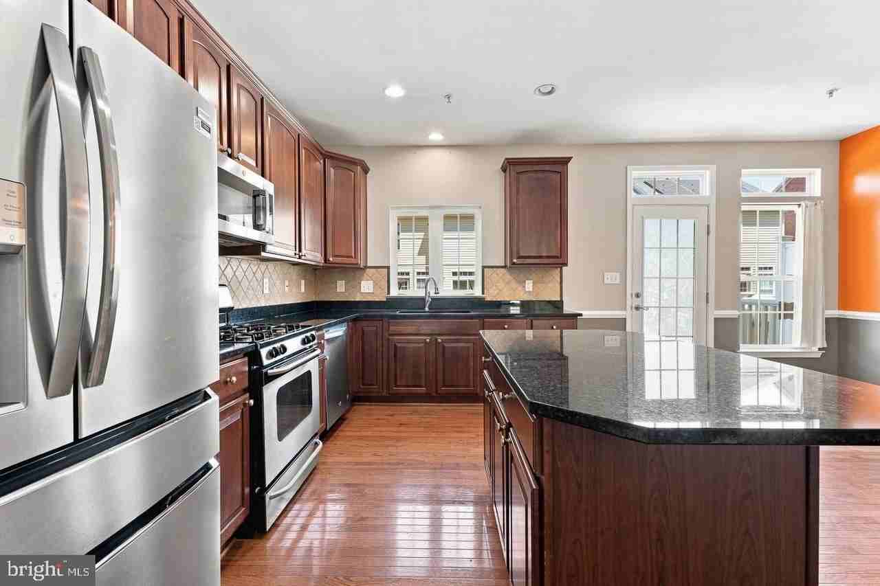 5044 Cameo Ter - Photo 6 of 49