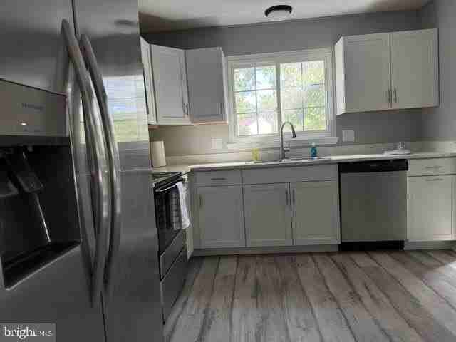 1038 Bannister Cir - Photo 5 of 27