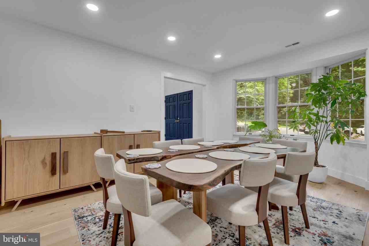 4350 Lady Trisha Ct - Photo 4 of 24