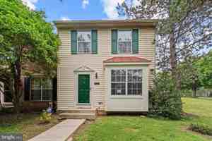 featured image of 8604 John Ellicott Ct #1