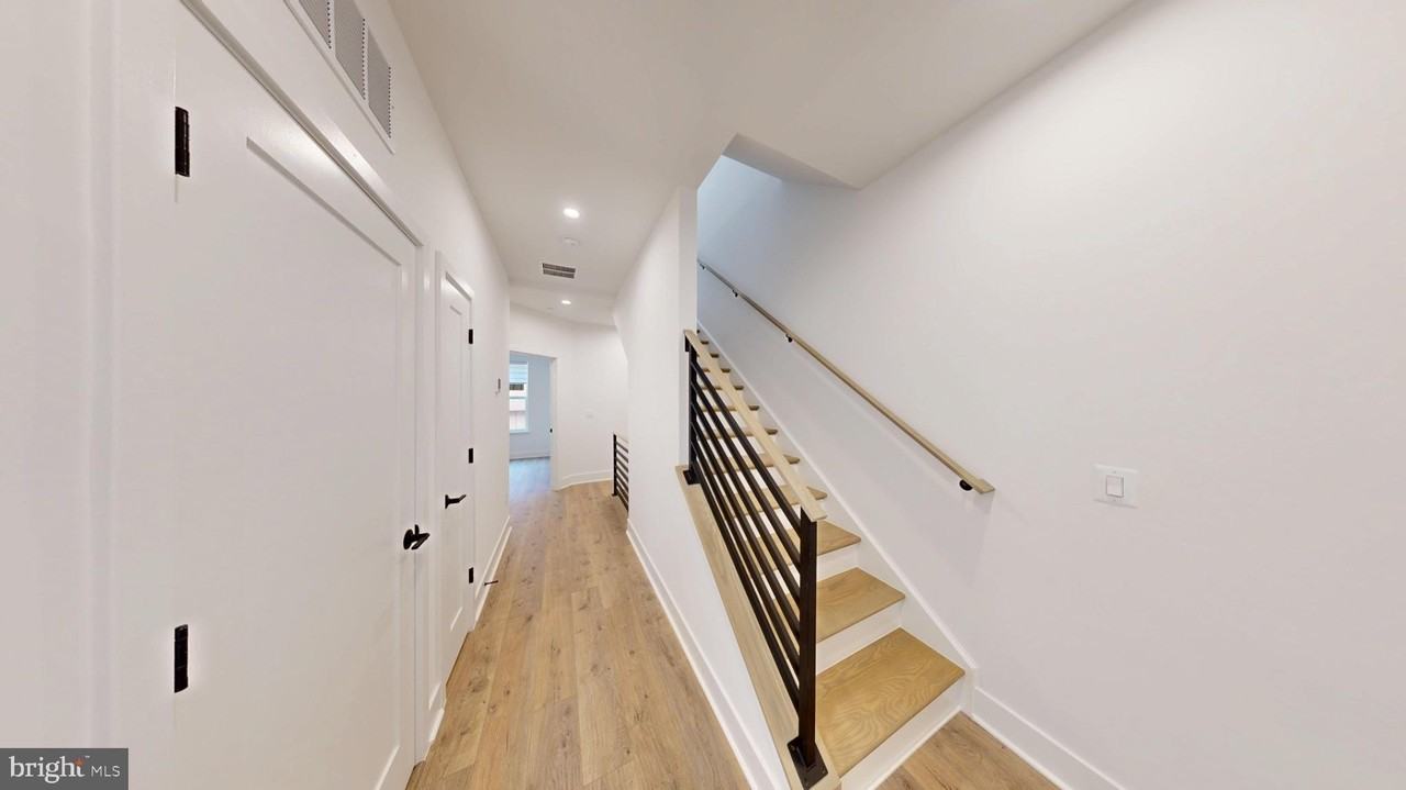 5617 VERMILLION Circle - Photo 6 of 24