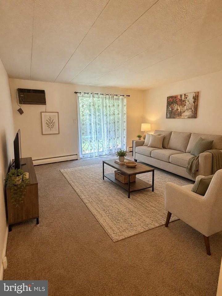 21 Dougherty Blvd #V3 - Photo 4 of 24