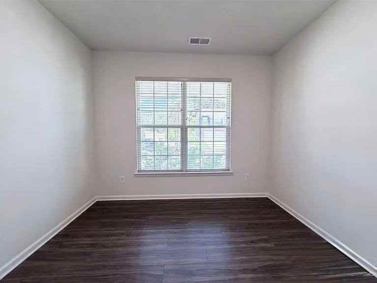 192 Abersham Drive #B - Photo 6 of 10