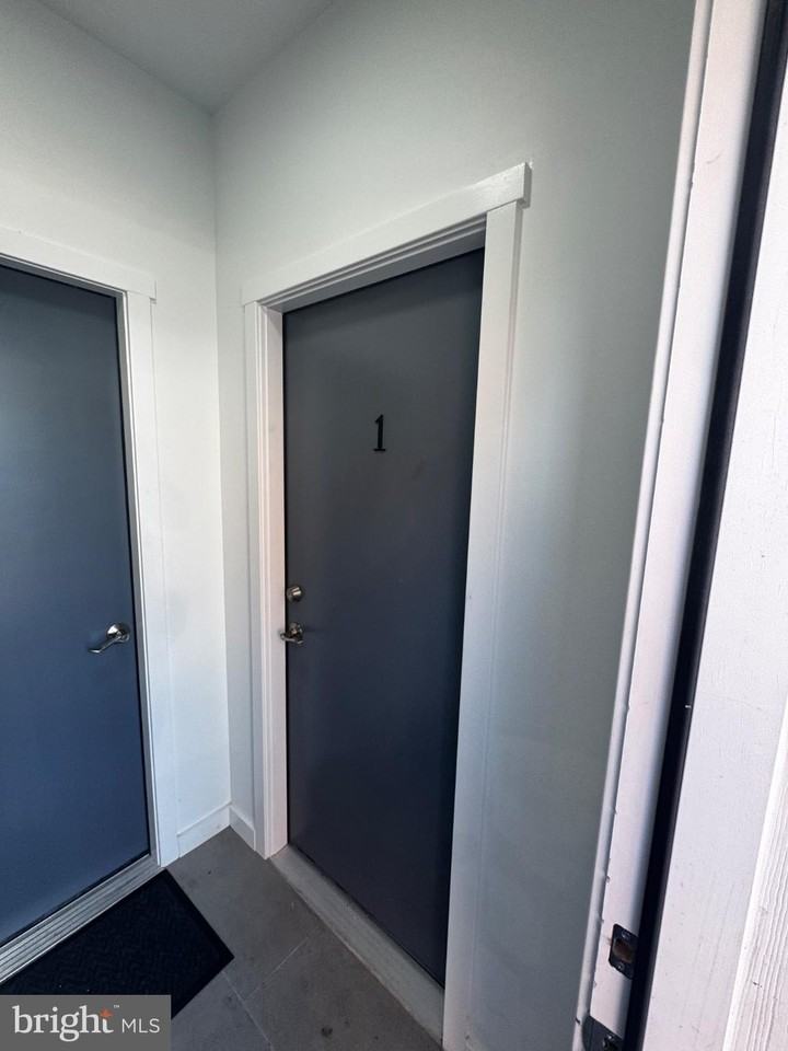 104 W Ontario St #1 - Photo 6 of 6