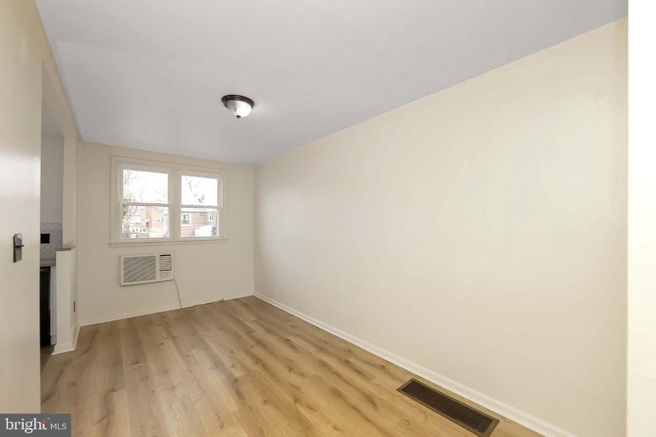 4451 Tolbut St - Photo 7 of 29