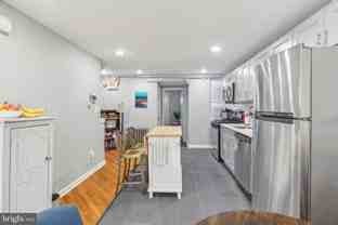 1711 S 6th St - Photo 1 of 1