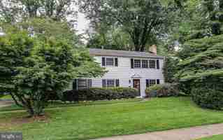 featured image of 9531 Old Creek Dr