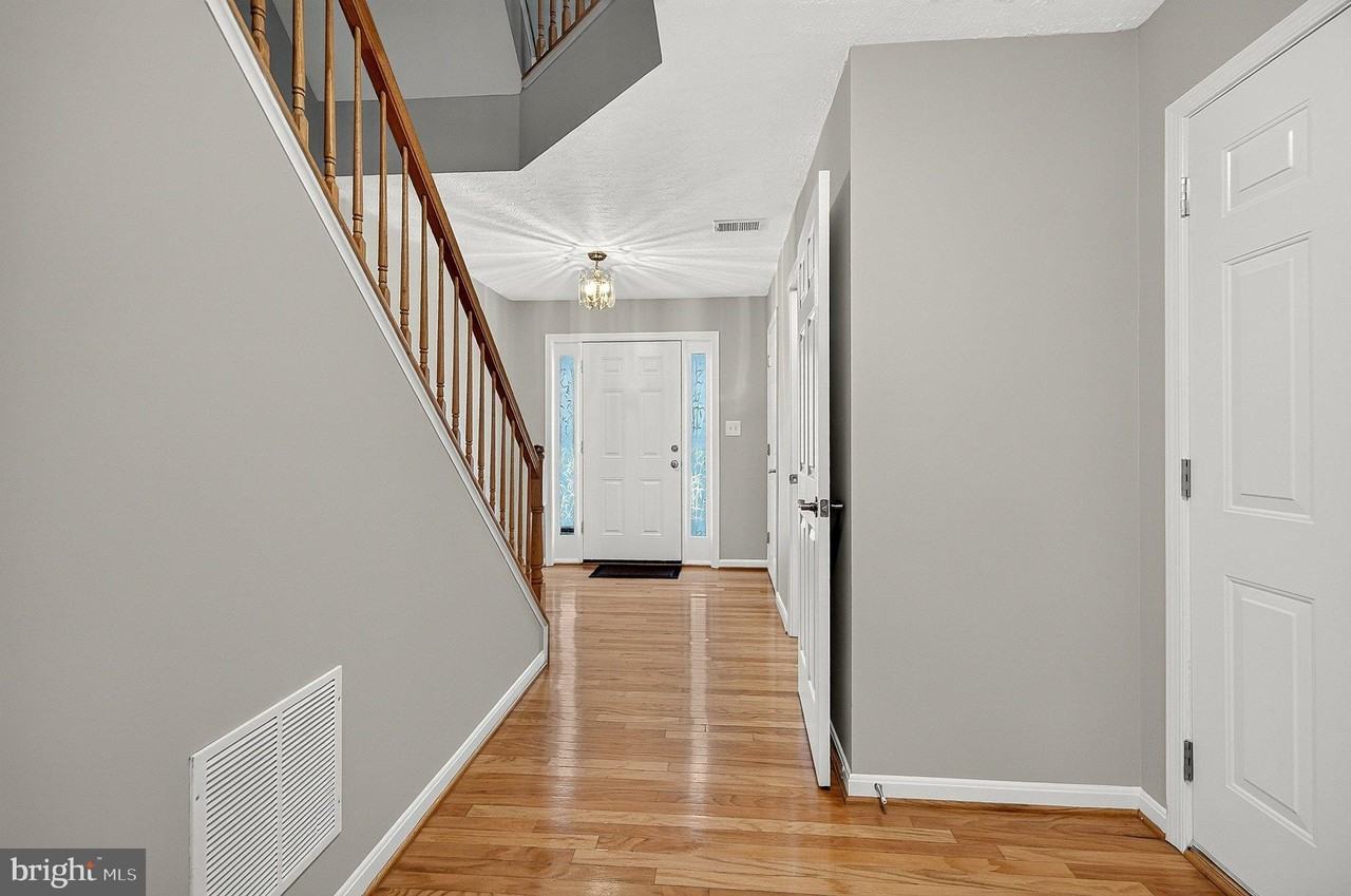 8381 Millwood Dr - Photo 3 of 43