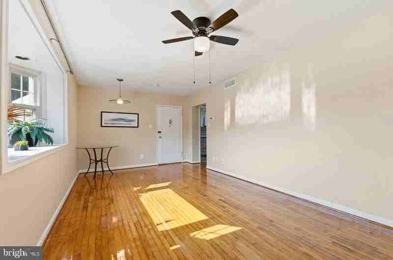 2910 Peyton Randolph Dr #169 - Photo 2 of 17