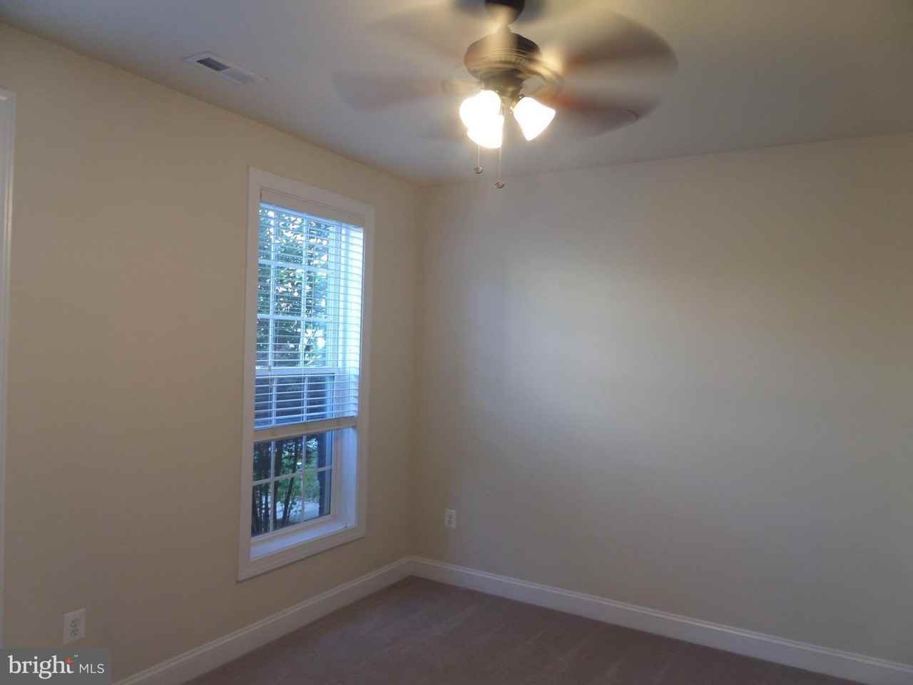15998 Greymill Manor Dr - Photo 5 of 50