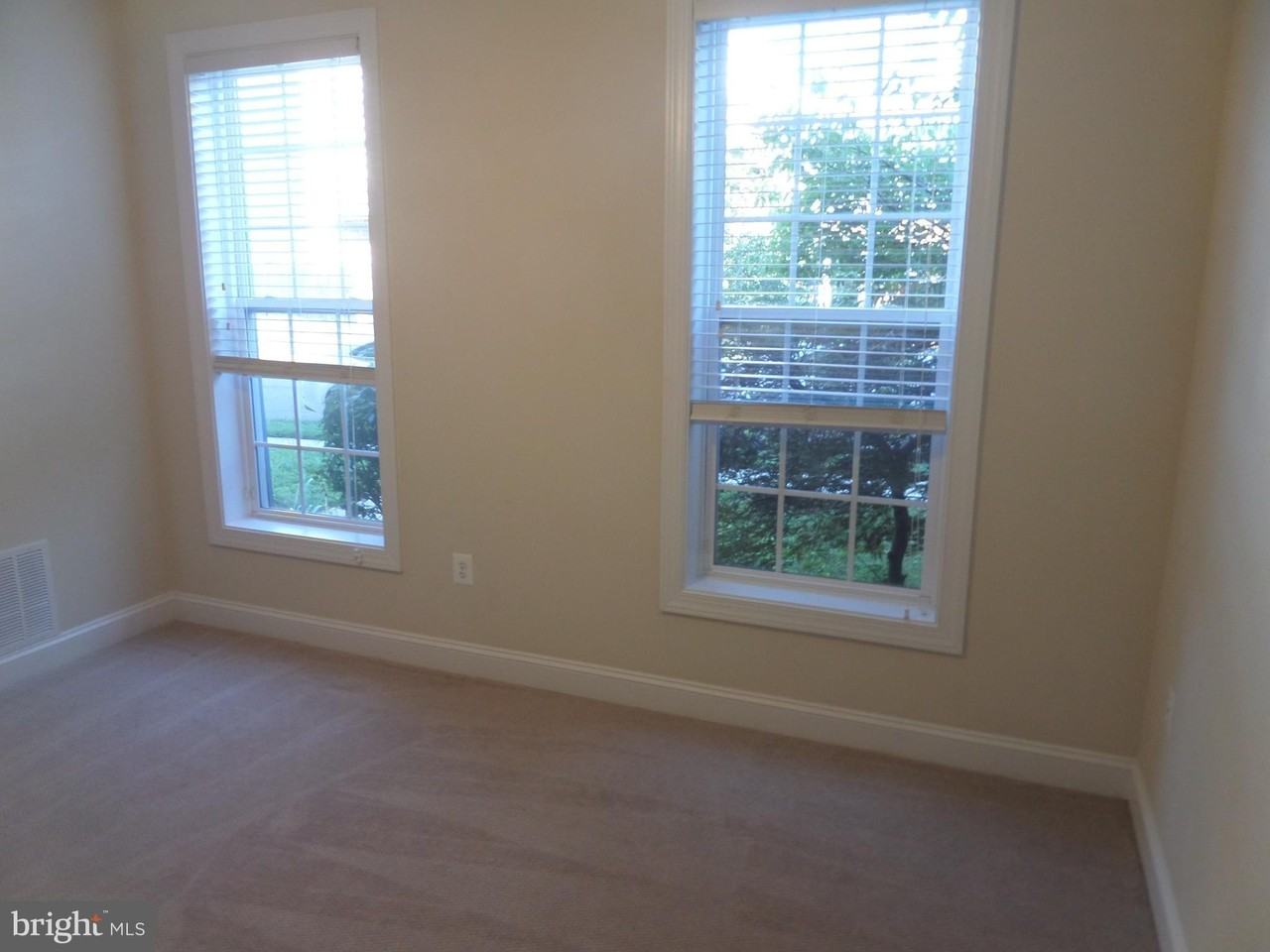 15998 Greymill Manor Dr - Photo 6 of 50