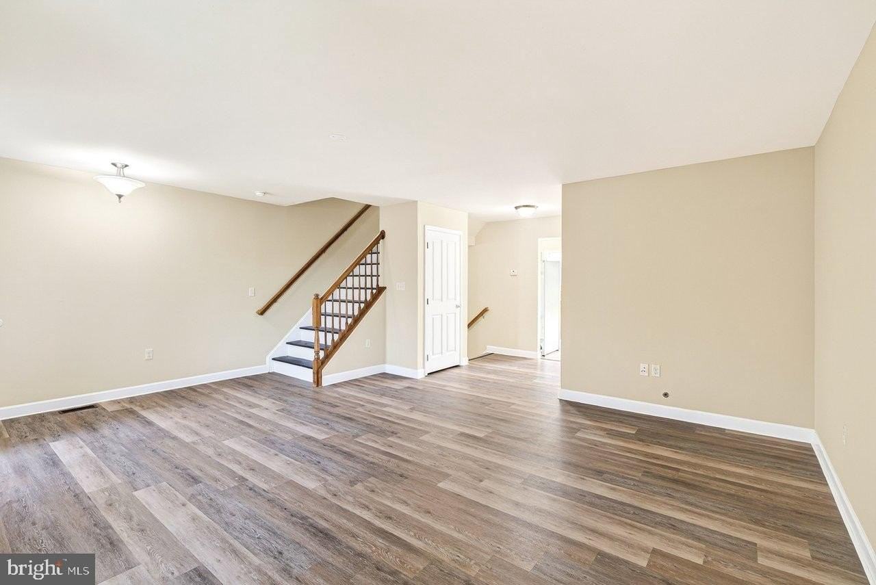 514 Hotchkiss Dr - Photo 5 of 28