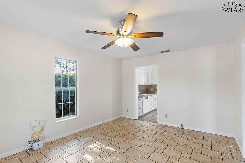 1312 N 3rd St - Photo 5 of 32