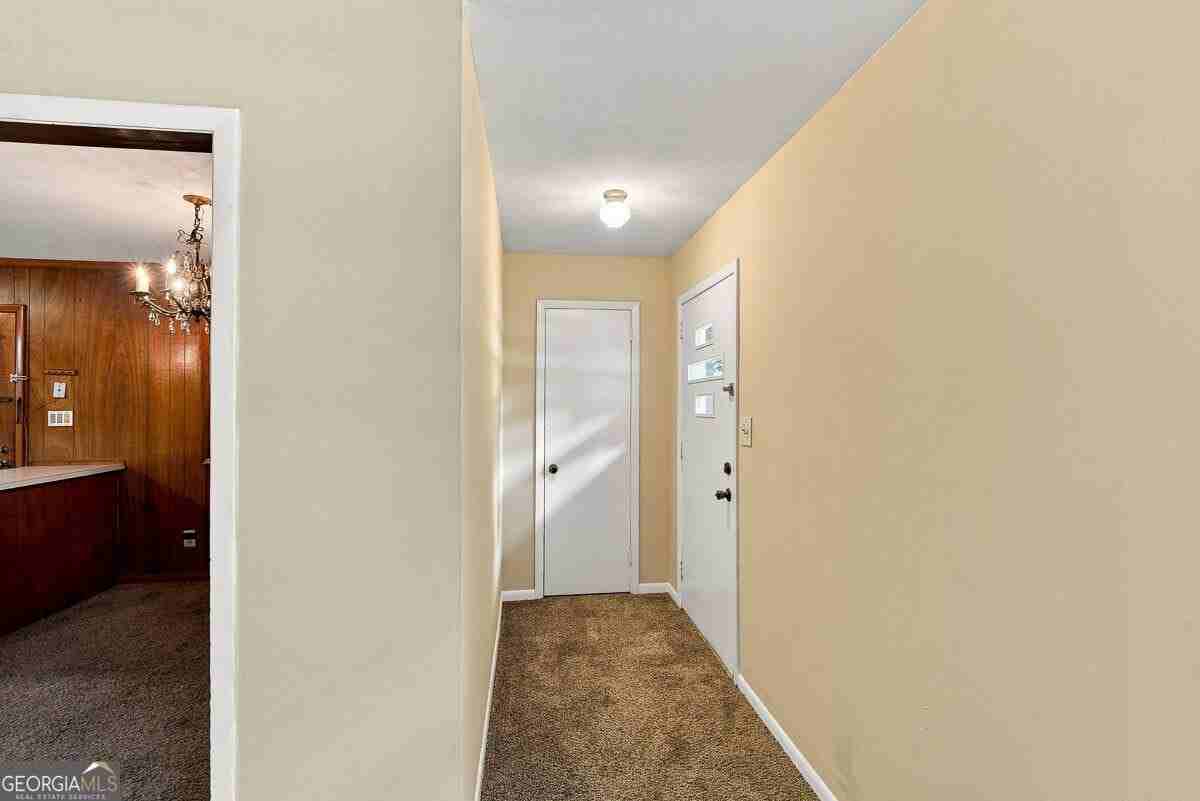 900 Oriole Ln Se - Photo 6 of 32