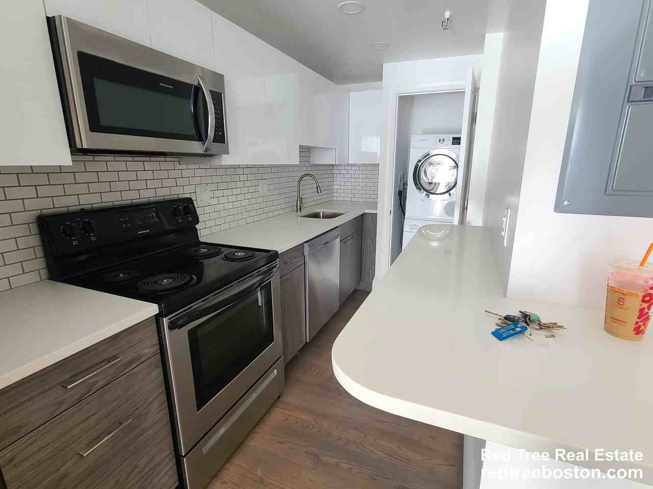 503 Beacon St #5