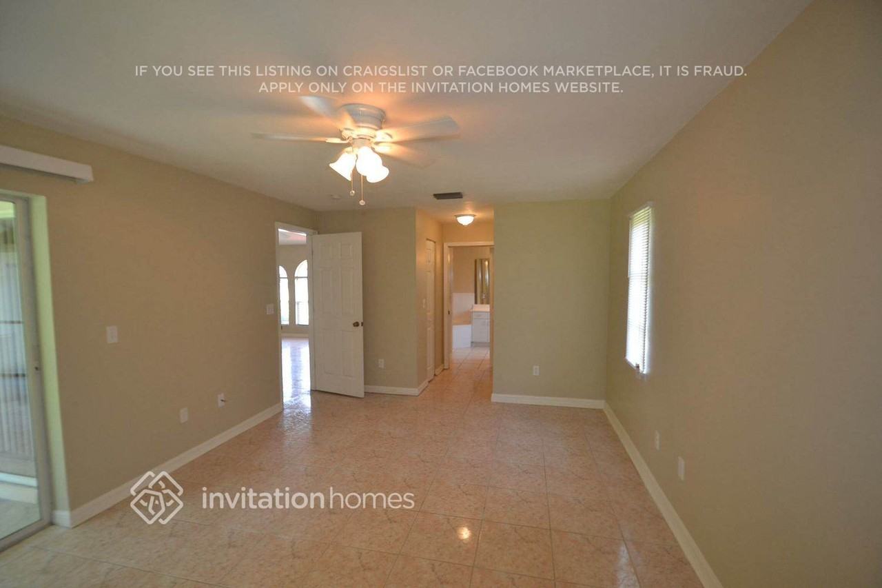 3210 Se Santa Barbara Pl - Photo 5 of 11
