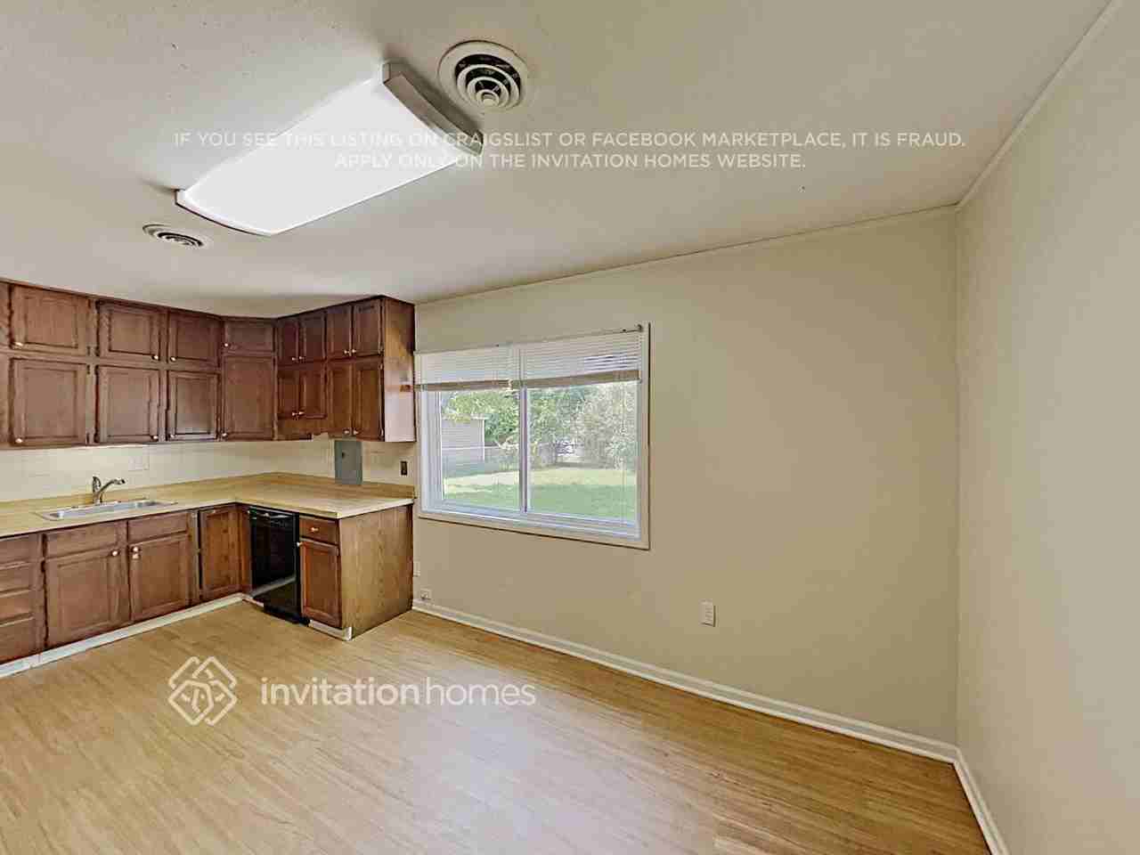 202 Mayfield Dr - Photo 7 of 16