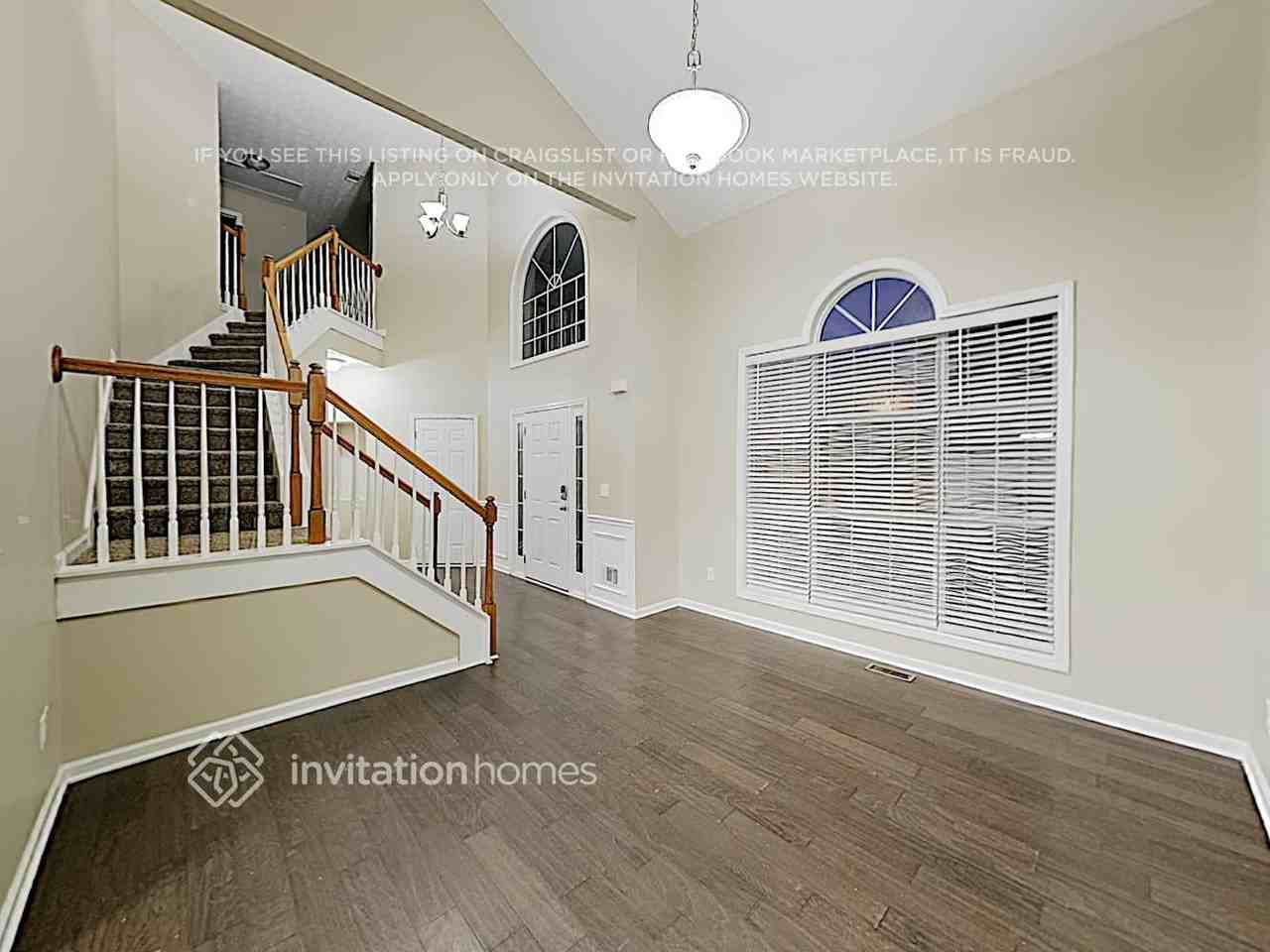 532 Chaucer Way - Photo 5 of 20