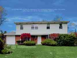 featured image of 470 Westview St