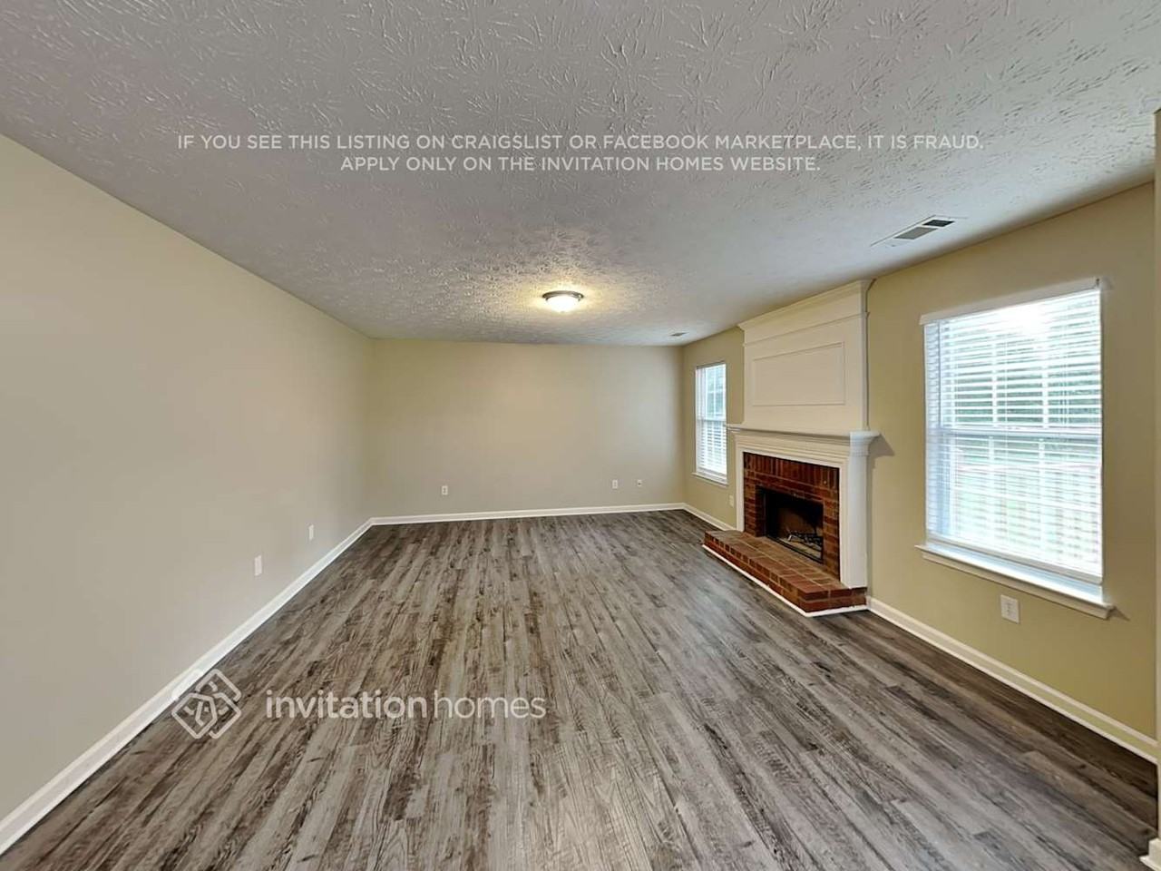 1480 Redberry Cir - Photo 4 of 16