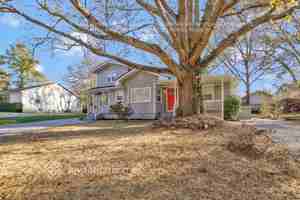 featured image of 8510 Dawn Ave