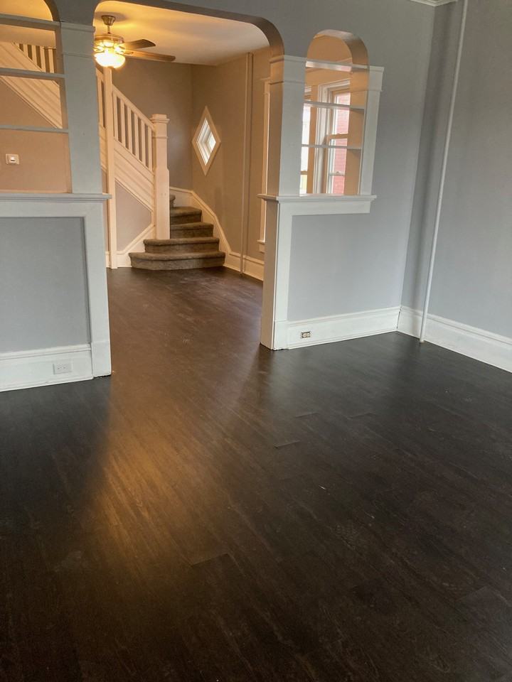 2526 Derry St #1 - Photo 4 of 36