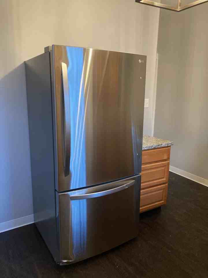 2526 Derry St #1 - Photo 6 of 36