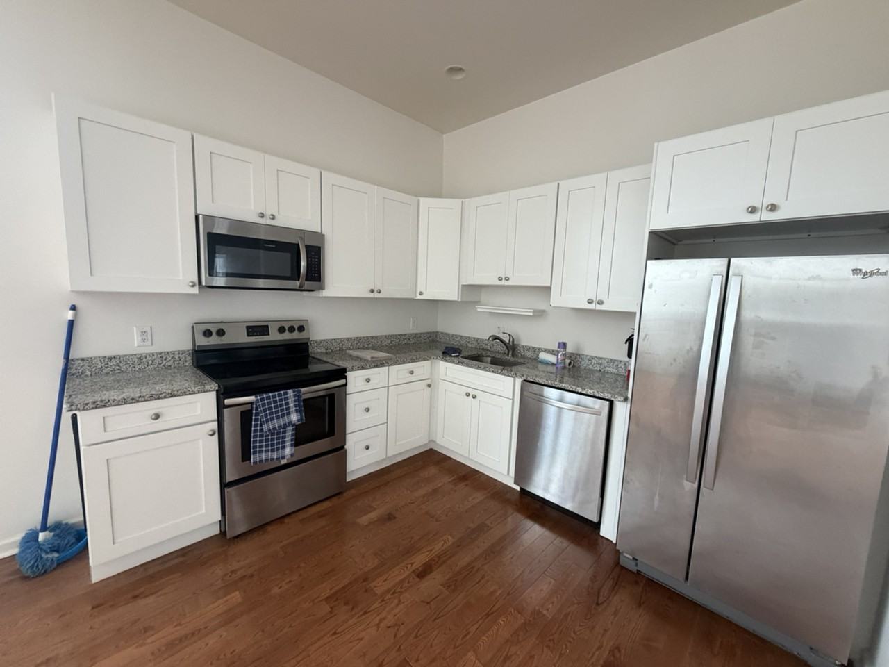 460 Shadeland Ave - Photo 2 of 6