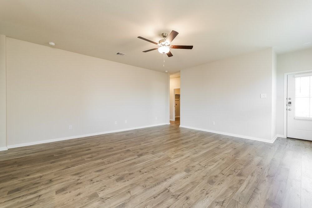 15554 Caramel Springs Dr - Photo 4 of 16