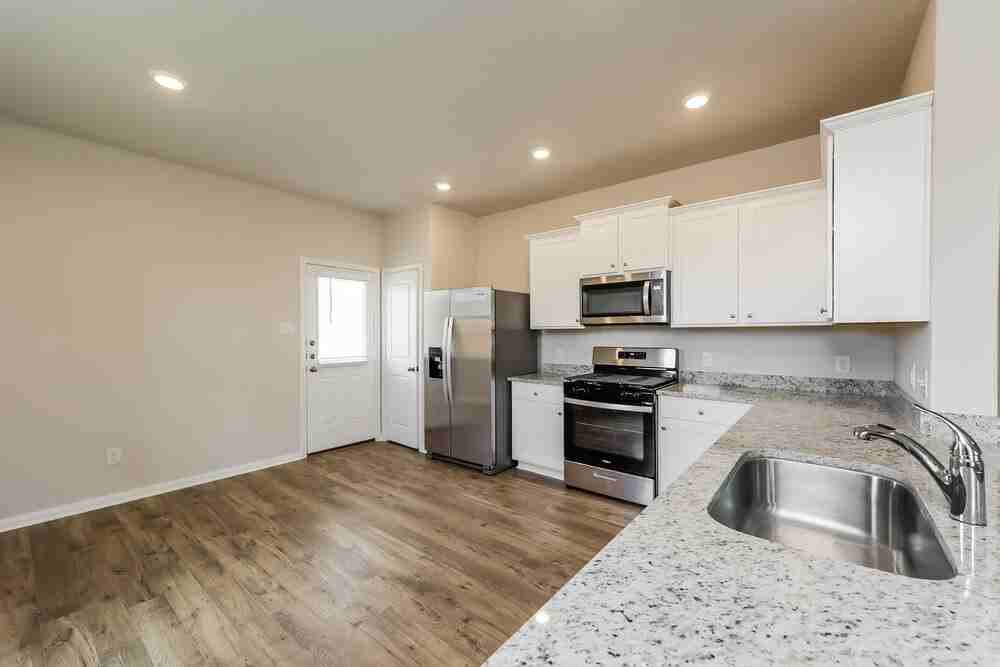 15554 Caramel Springs Dr - Photo 6 of 16