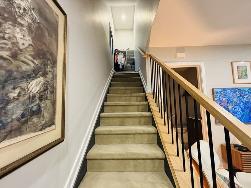 681 Edison Ave - Photo 2 of 10