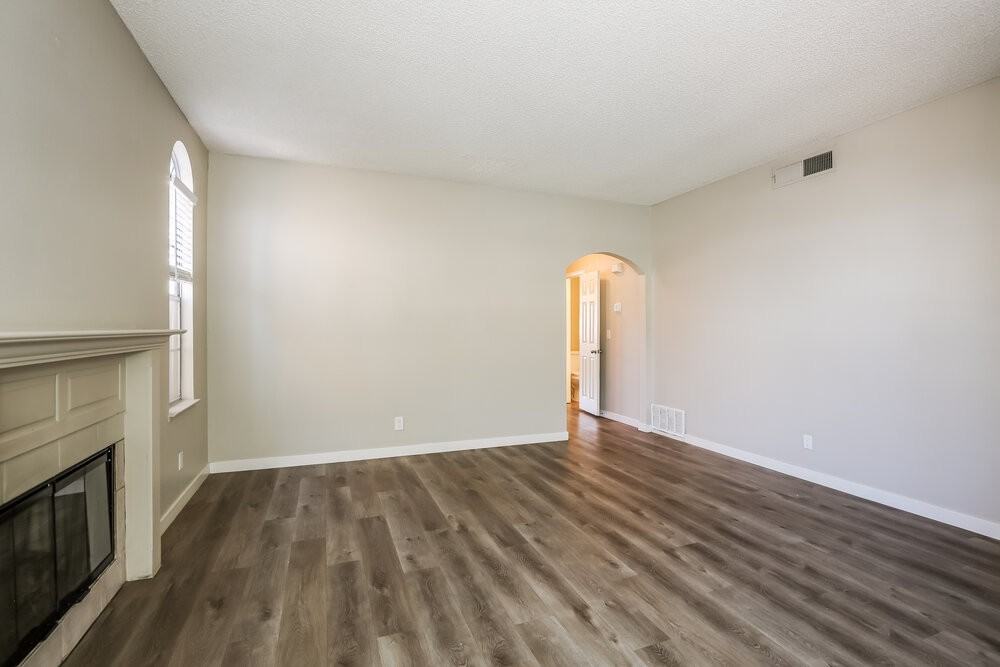 7217 Chesterton Dr - Photo 6 of 17