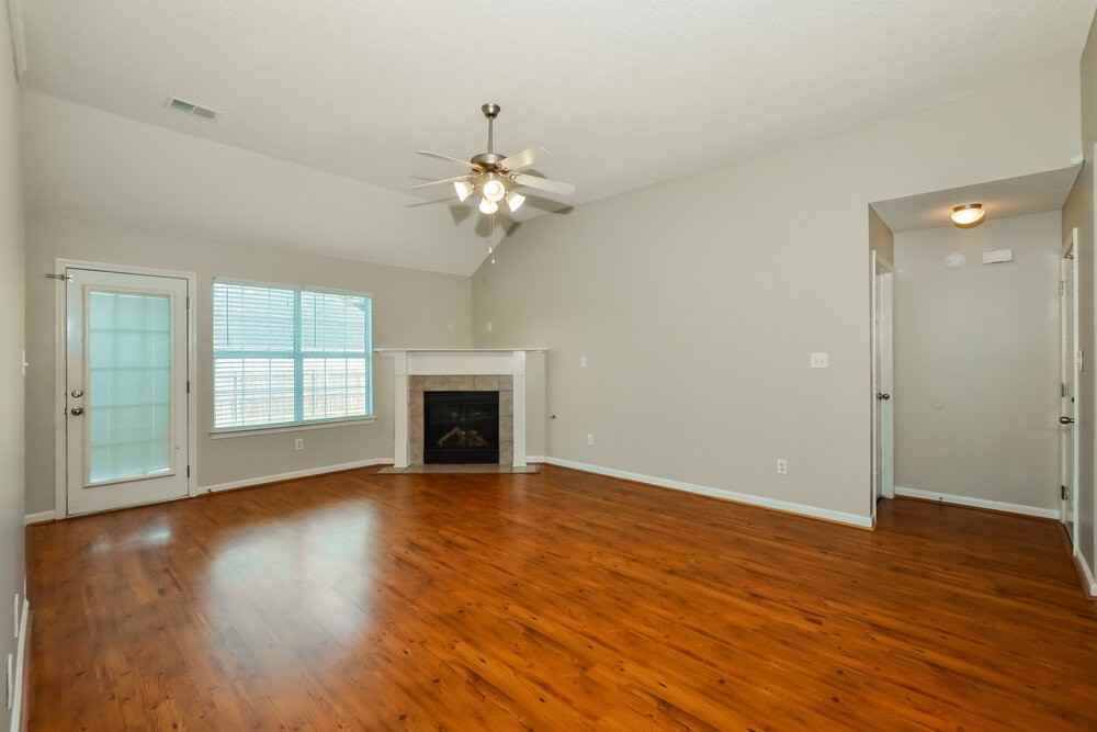 7076 Maple Grove Rd - Photo 4 of 16
