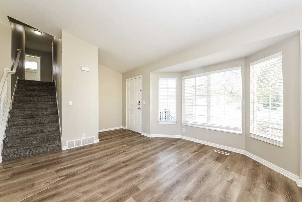 5433 W Branbury Ct - Photo 6 of 18