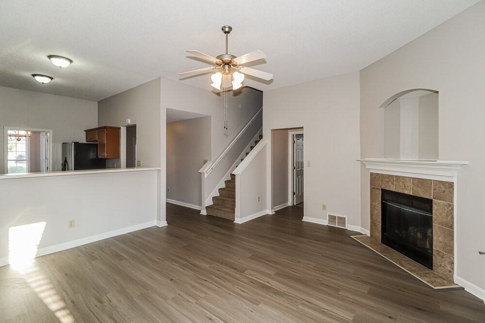 1513 Pemberton Ln - Photo 6 of 17