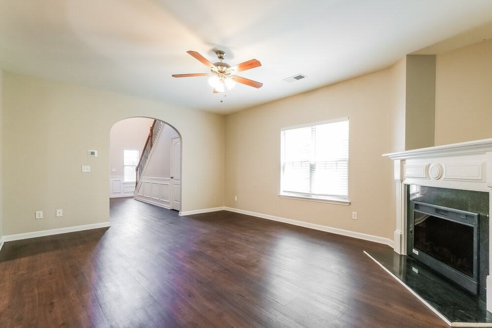 121 Tyre Dr - Photo 6 of 17