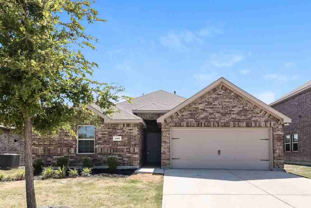 403 Gallop Dr