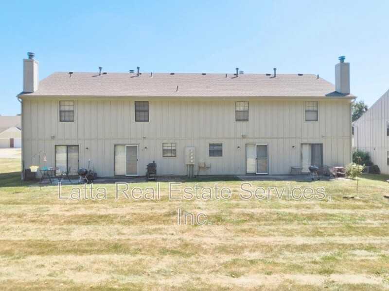 2115 Highridge Dr #B - Photo 2 of 14