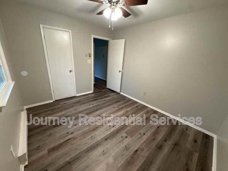 1602 Ballymena Dr - Photo 6 of 12