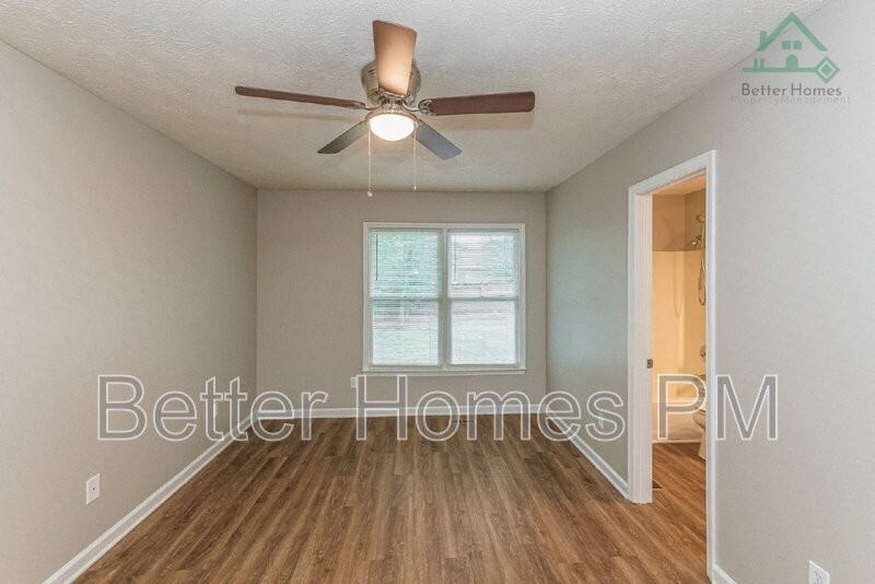 7312 Pebblebrook Dr - Photo 3 of 15